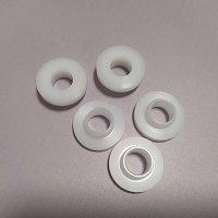 Втулка изоляционная из полиамида