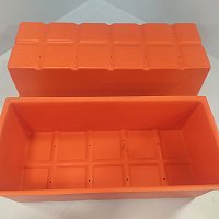 Пластиковый контейнер