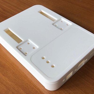 Литой пластиковый