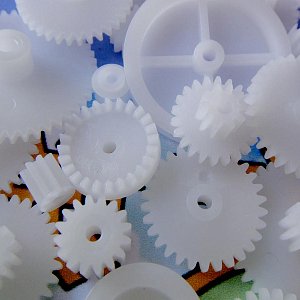 Шестеренка из пластика