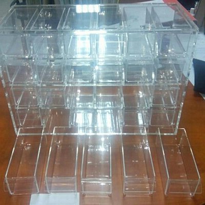 Из оргстекла